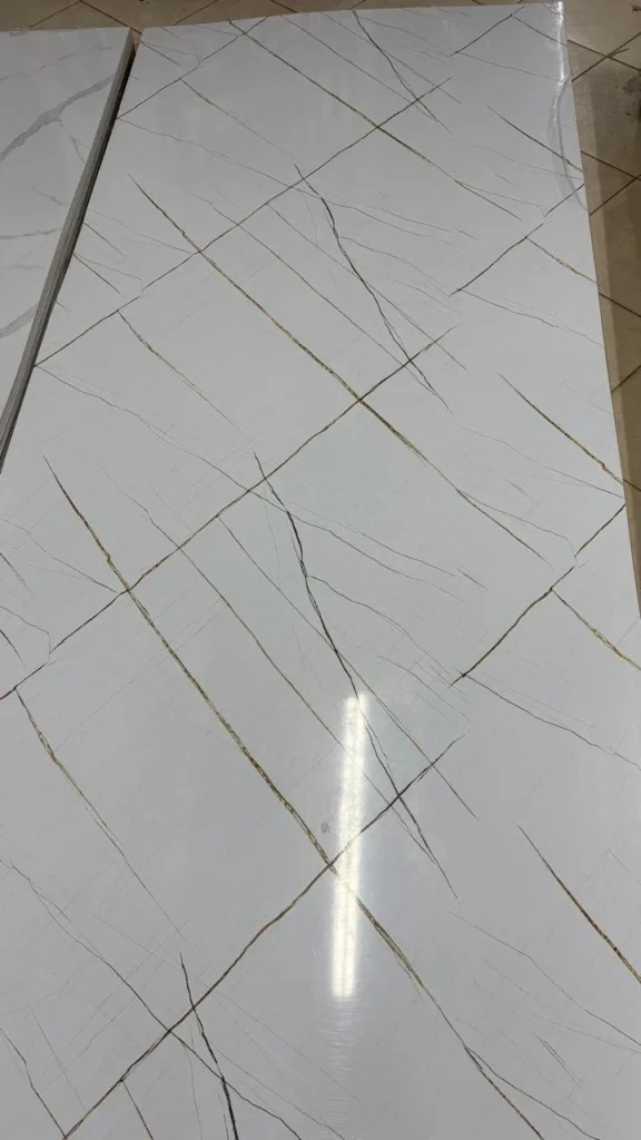 Calacatta D’Oro aplicado em ambiente