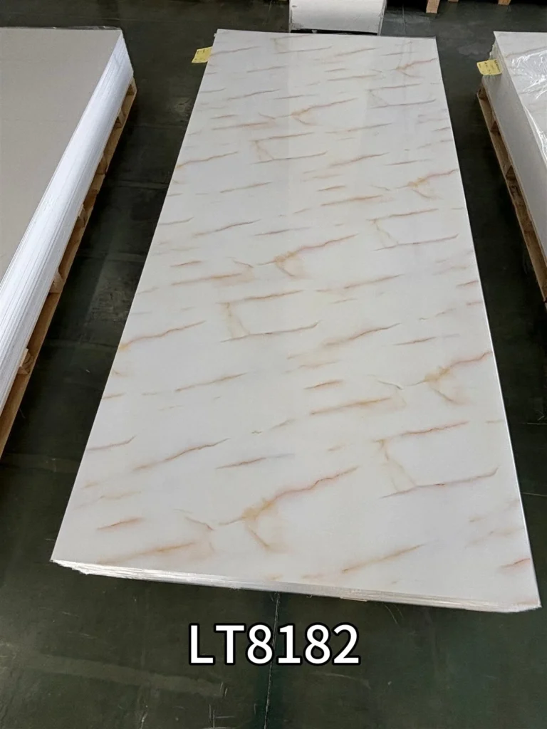 Calacatta Oro aplicado em ambiente
